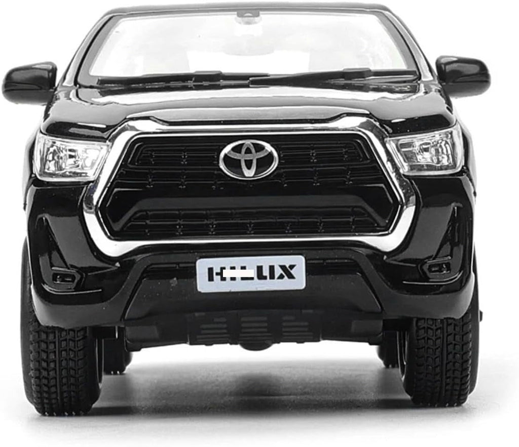 Exquisite Diecast Toyota Hilux Model Car – Premium Alloy Collectible (1:27 Scale)
